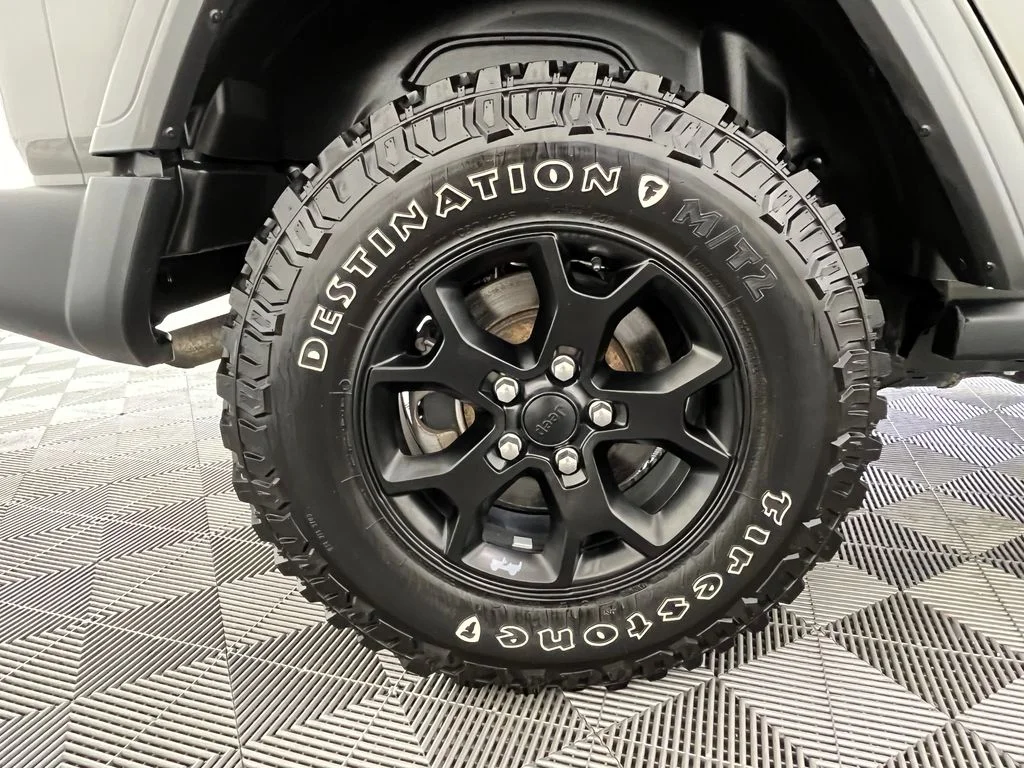 Used 2021 Gray Jeep Unlimited Willys image 16