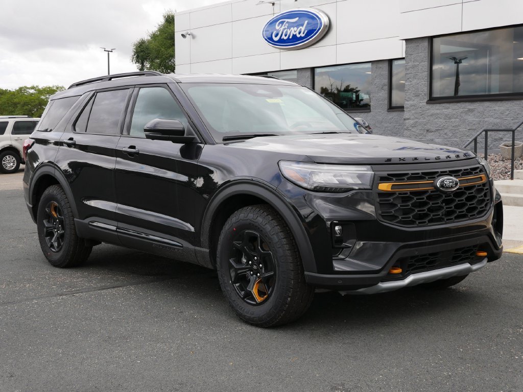 New 2026 Black Ford Tremor image 2