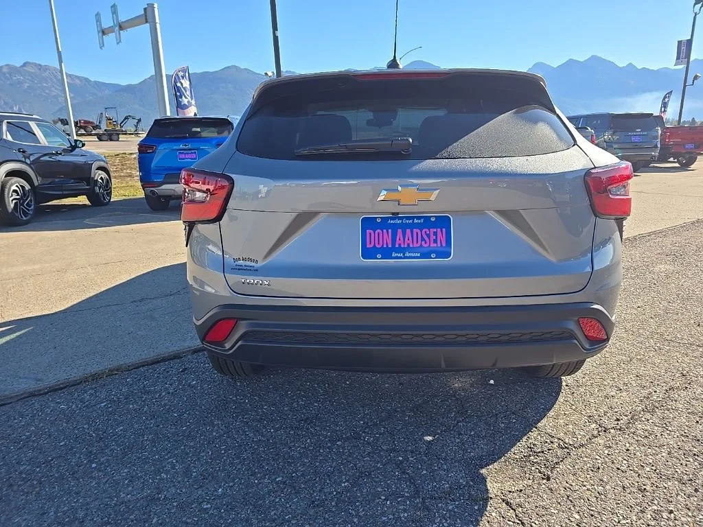 2026 Chevrolet Trax LS - Photo 6