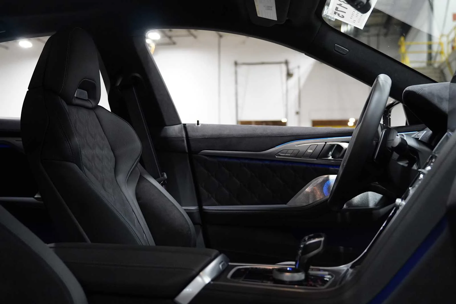 New 2026 Special Order Color BMW M850i image 9