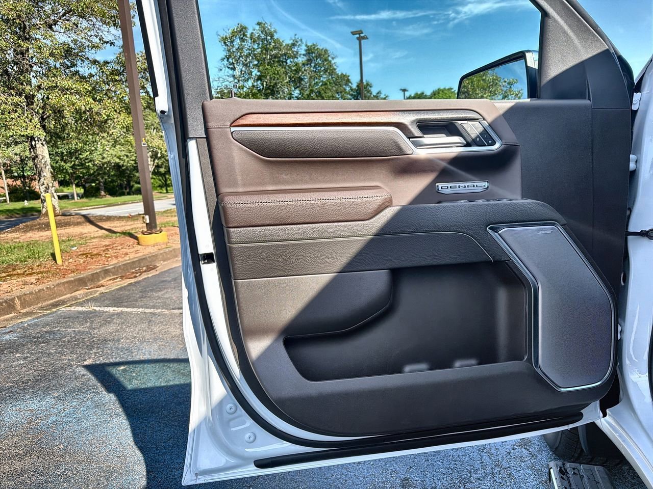 New 2026 Glacier White Tricoat GMC Denali image 18