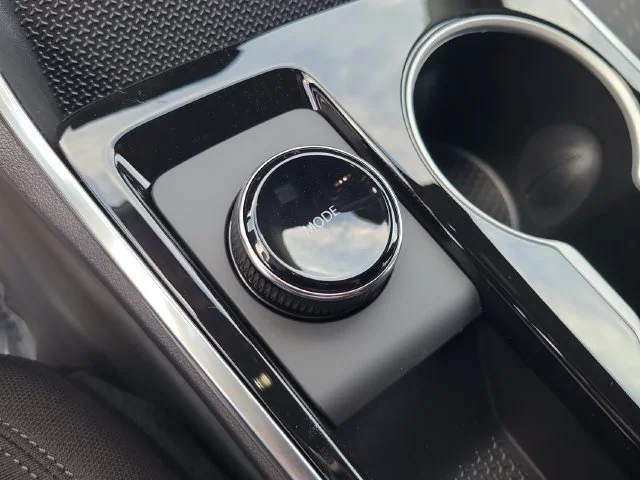New 2027 Lakeshore Blue Metallic Chevrolet LT image 33