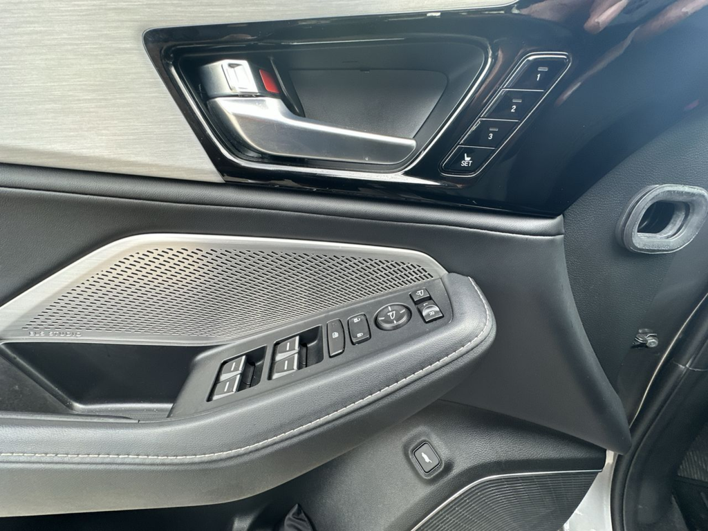 Used 2023 Gray Acura Technology image 42