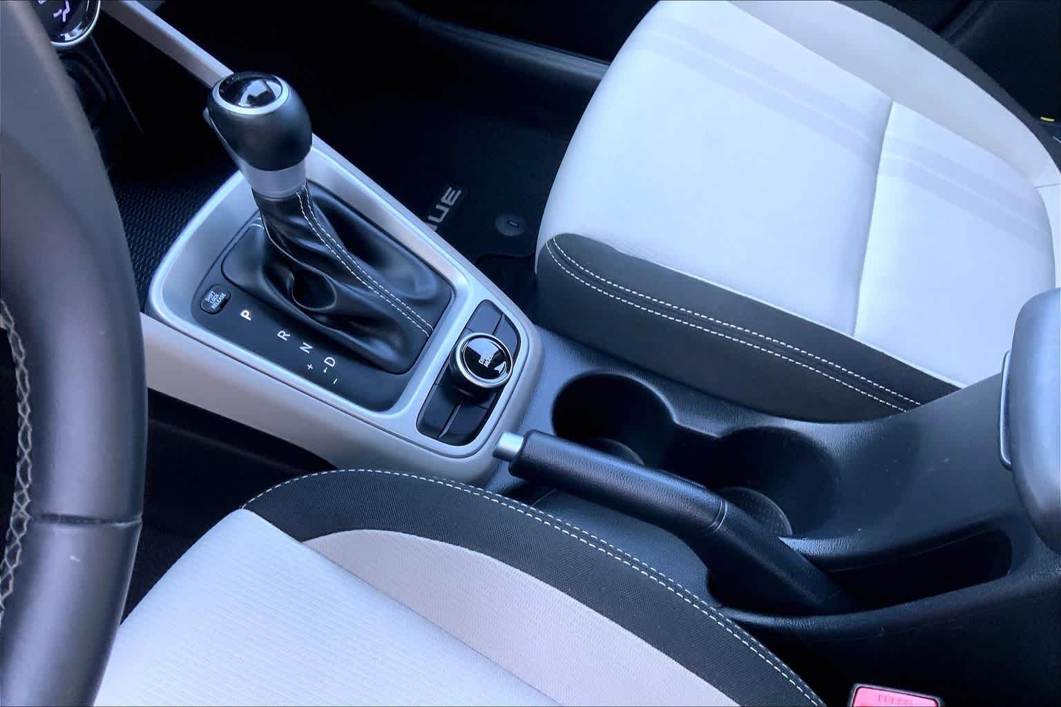 Certified Used 2025 Ecotronic Gray Hyundai SEL image 16