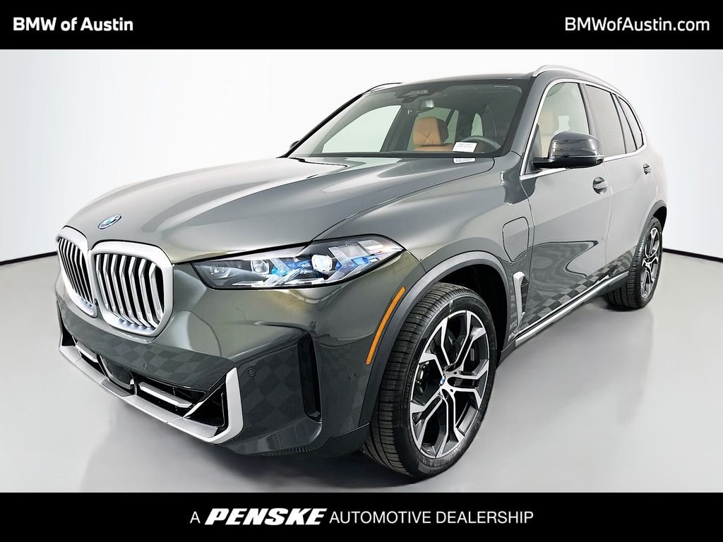 New 2026 Dravit Grey Metallic BMW xDrive50e image 1