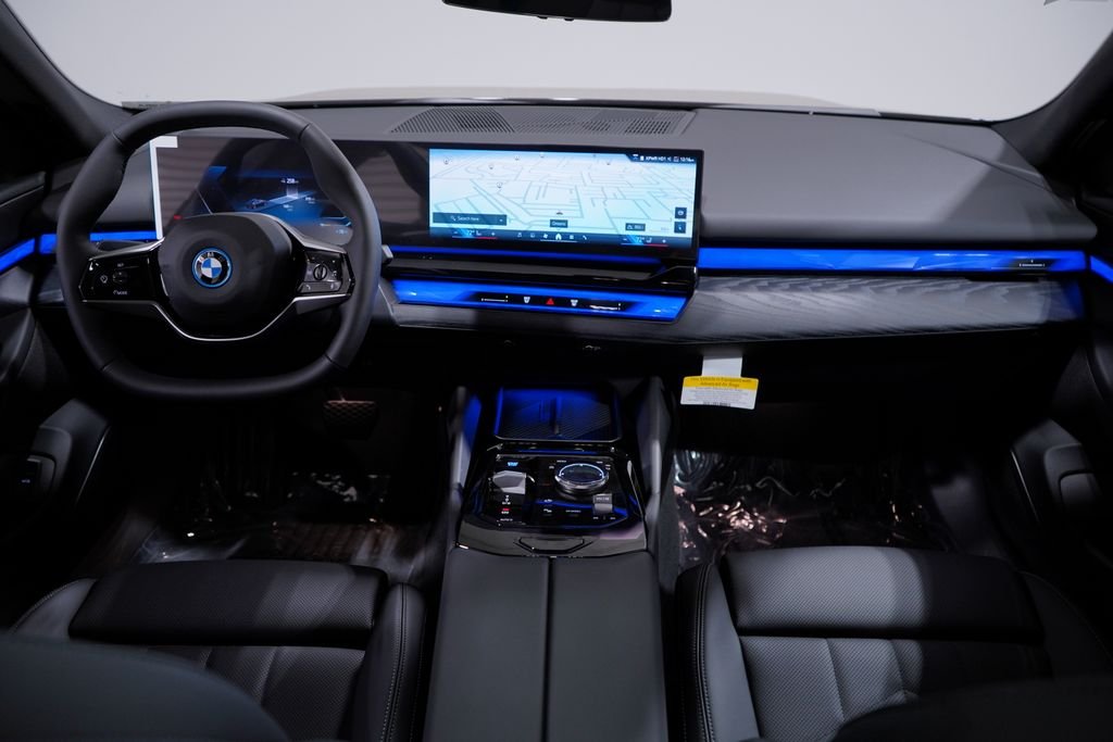New 2027 Black Sapphire Metallic BMW eDrive40 image 10