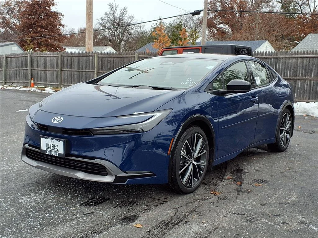 New 2026 Reservoir Blue Toyota  XLE image 20