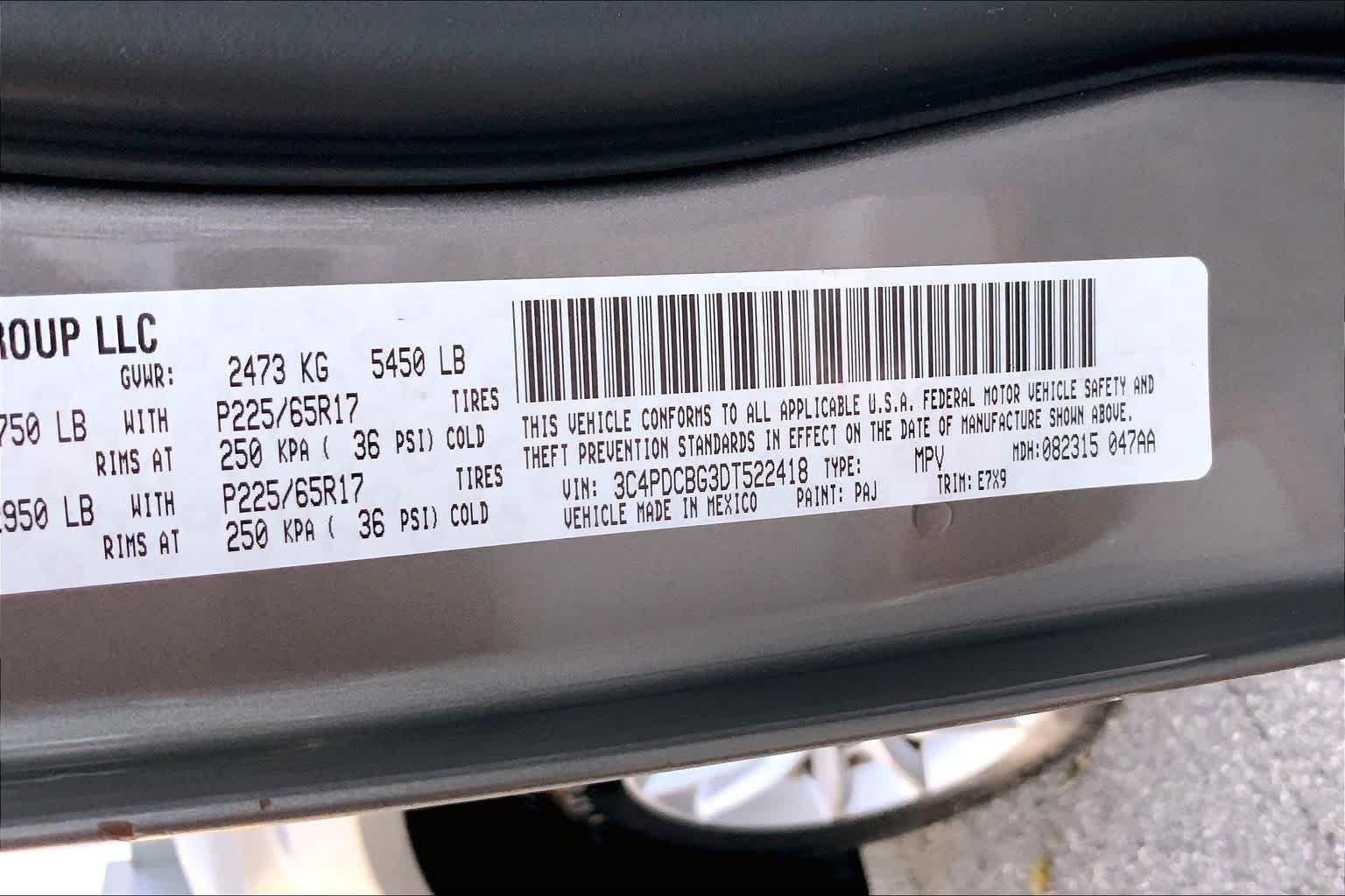 Used 2013 Storm Grey Pearl Dodge SXT image 30