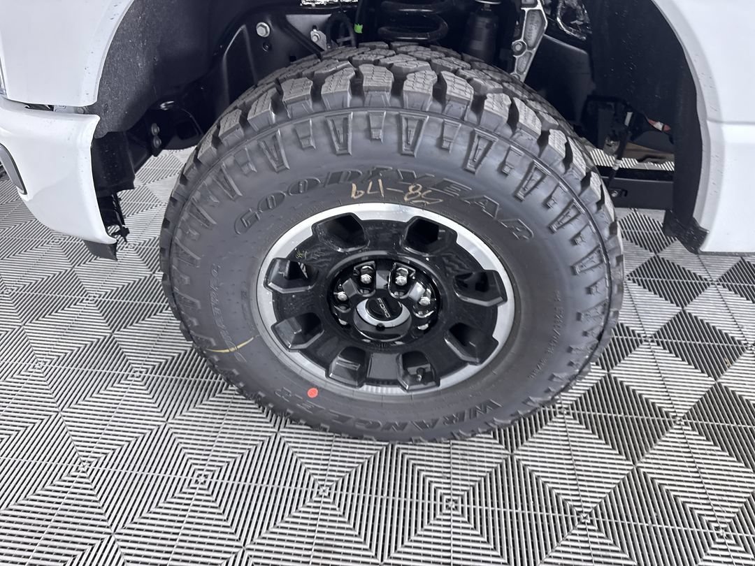 New 2026 Avalanche Ford Platinum image 27