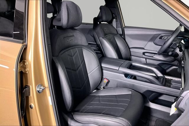 New 2027 Terrain Brown Kia X-Pro SX Prestige image 12