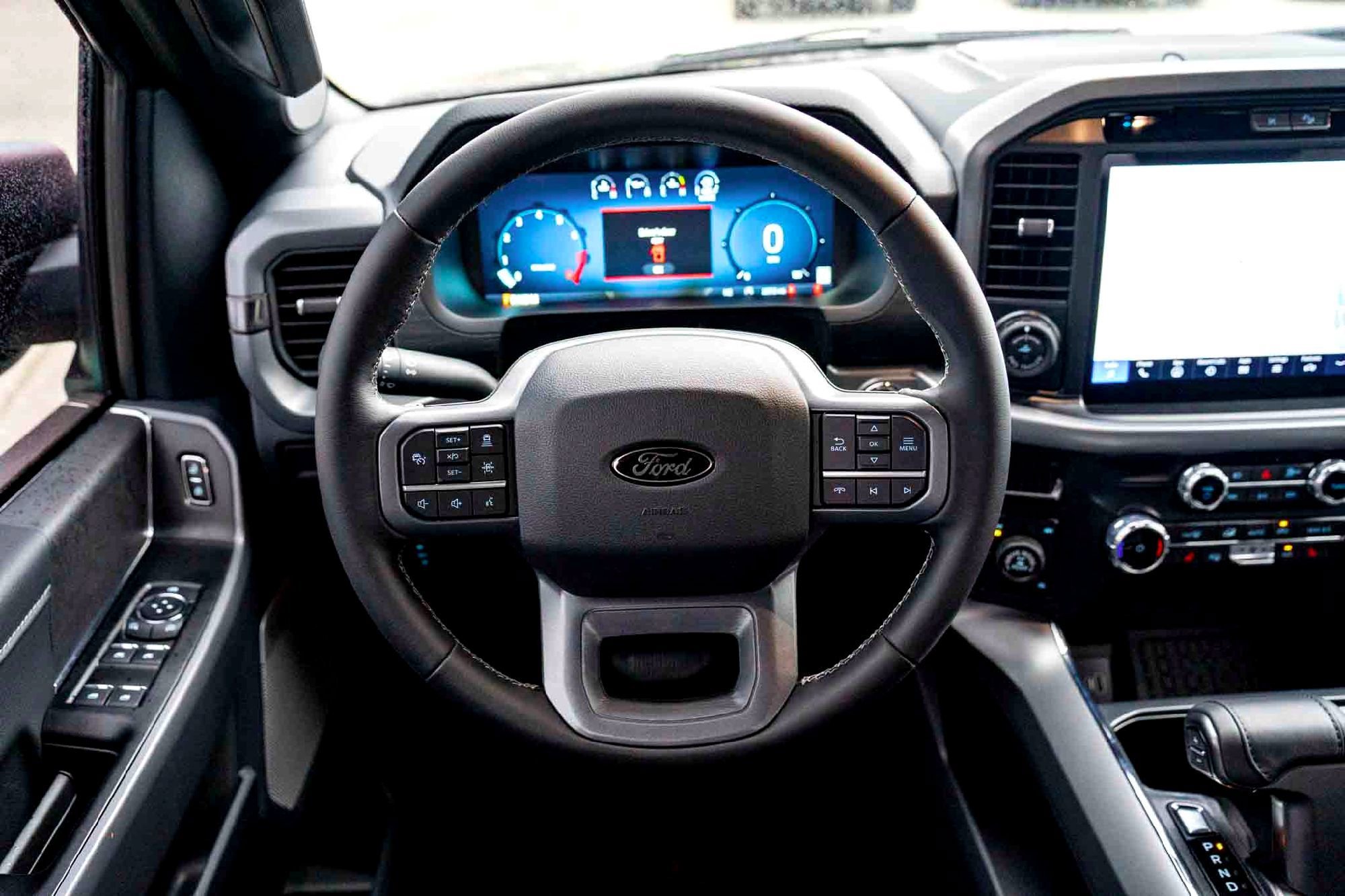New 2025 Agate Black Metallic Ford XLT image 21