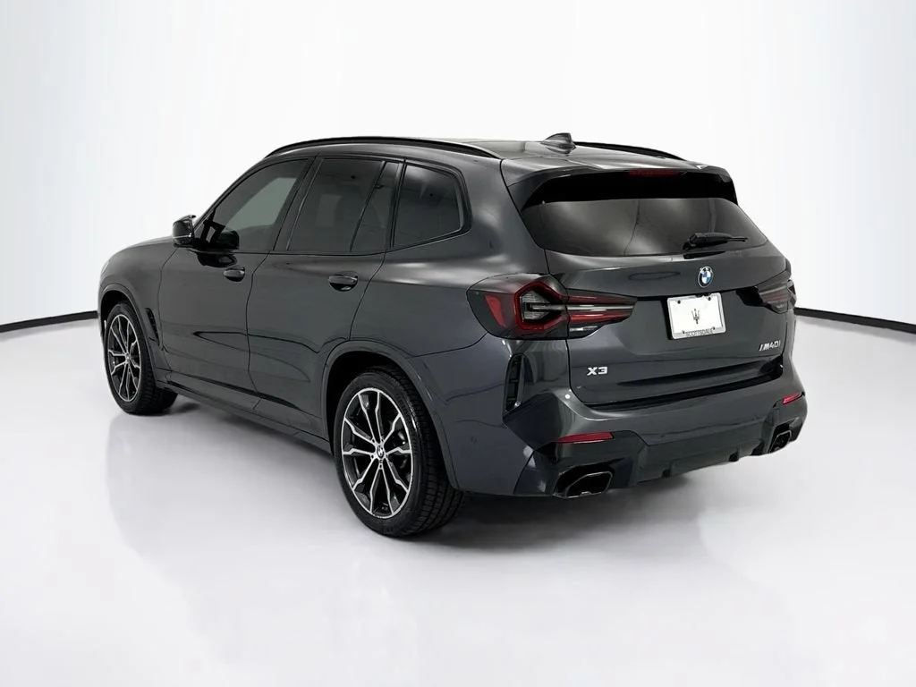 Used 2023 Dark Graphite BMW M40i image 7