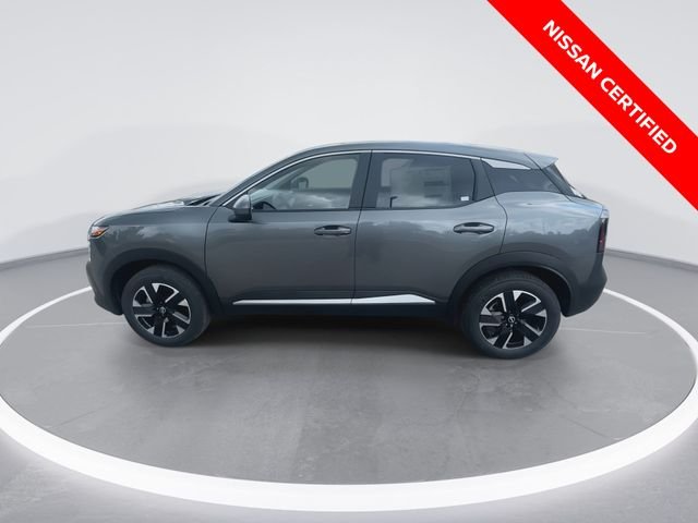 Used 2025 Gray Nissan SV image 5