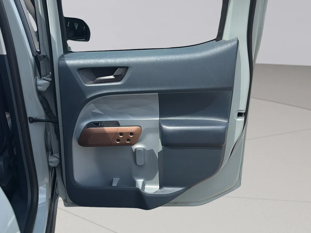 Used 2022 Cactus Ford Lariat image 29
