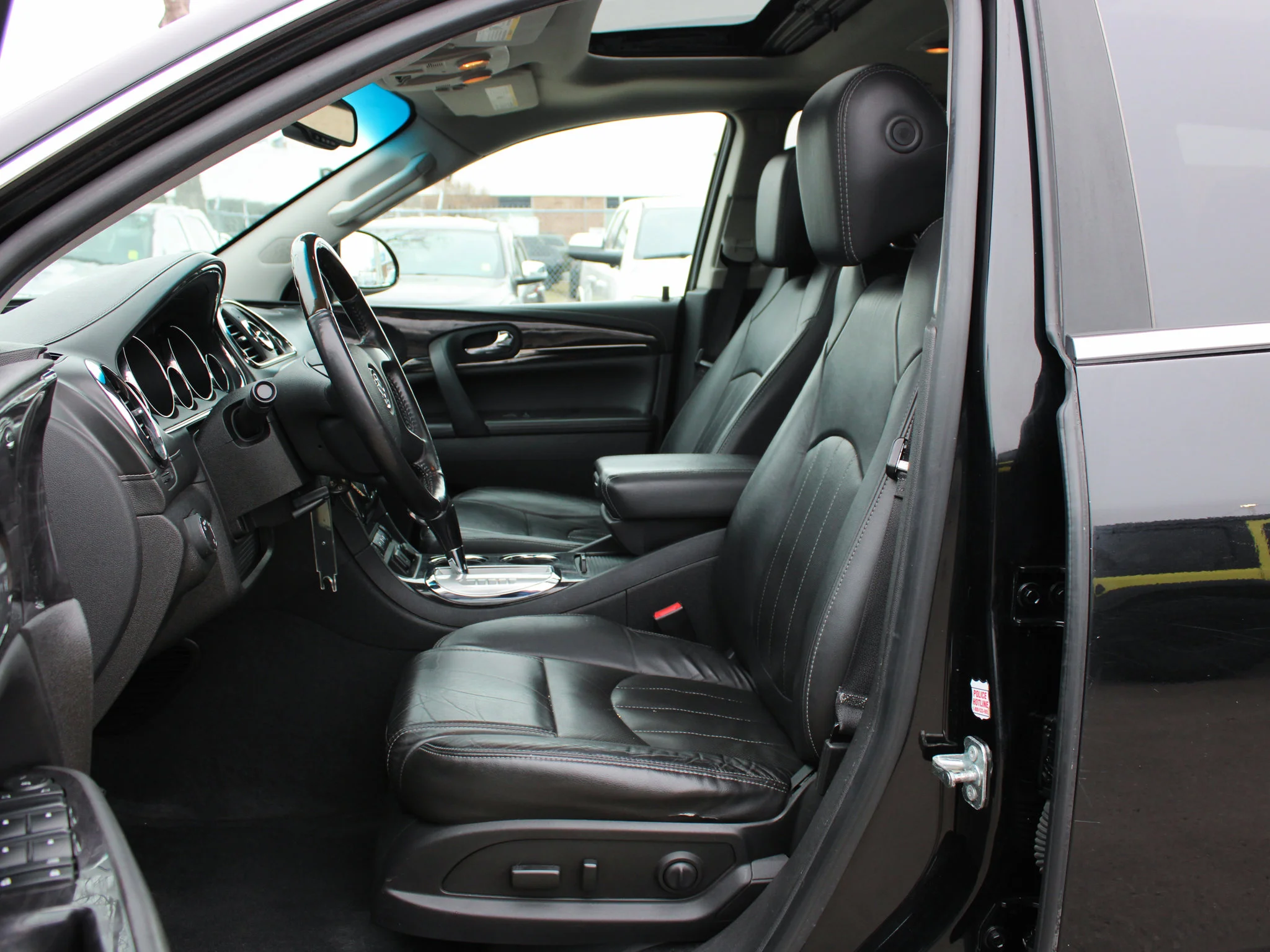 Used 2016  Buick Leather * Mechanic Special | Heated Seats | No Accidents | Sunroof | Remote Start image 3