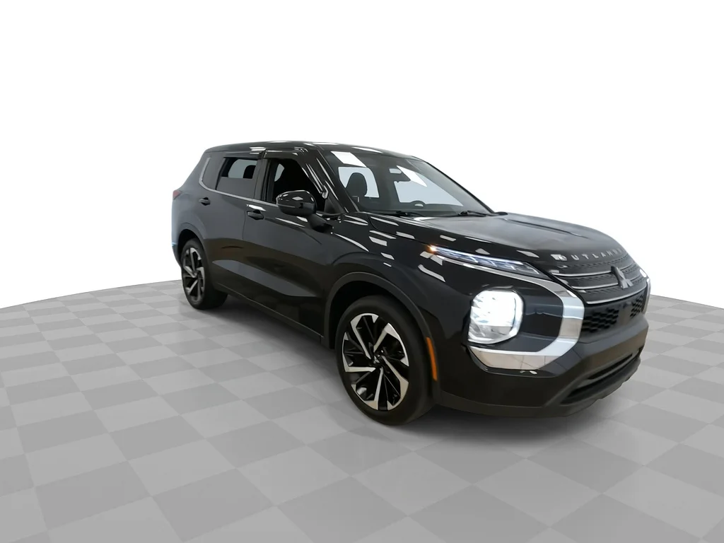 Used 2022 BLACK Mitsubishi ES image 3