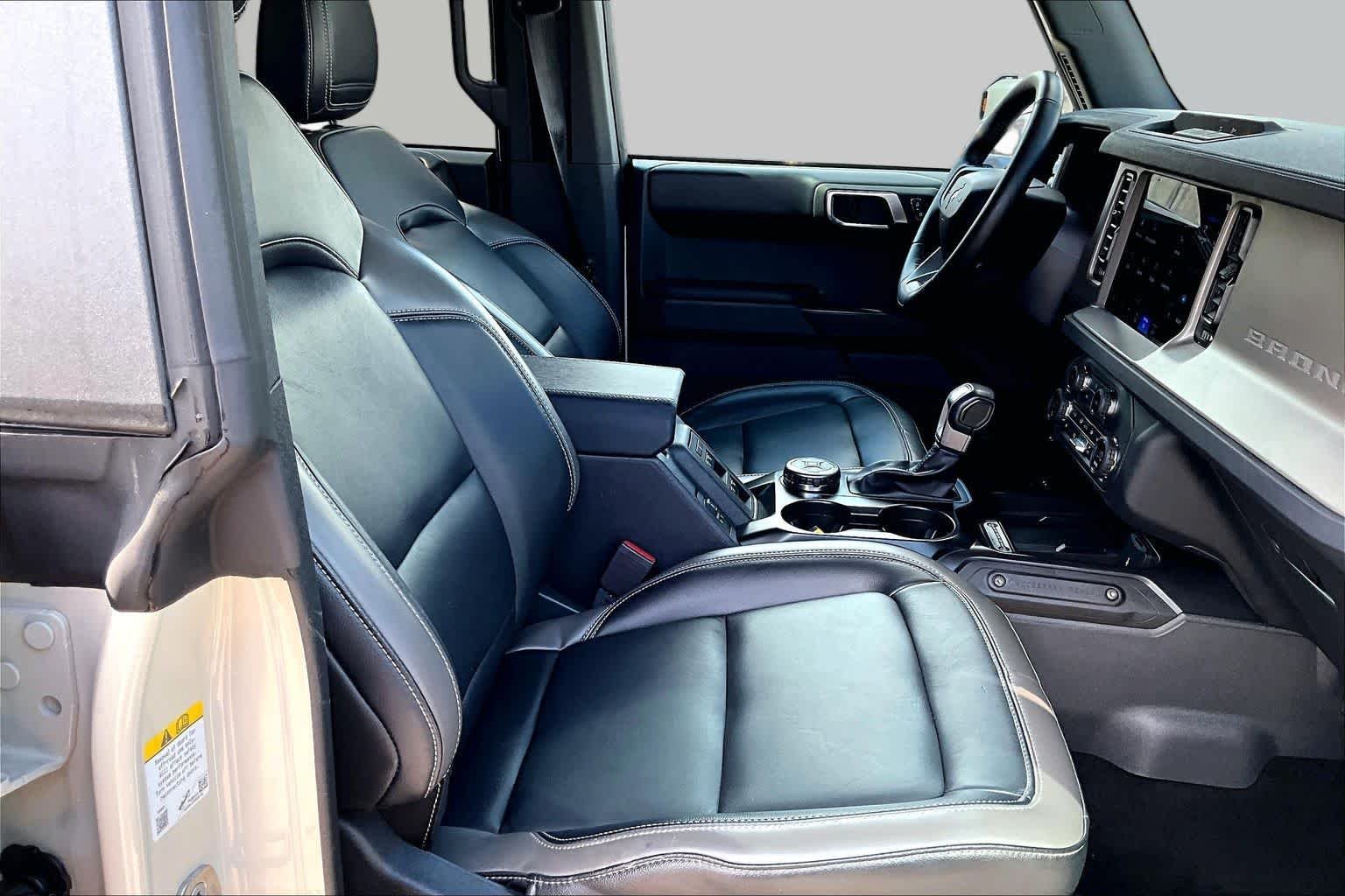 Used 2025 Desert Sand Ford Outer Banks image 15