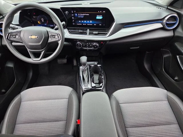 Used 2025 Gray Chevrolet LT image 14