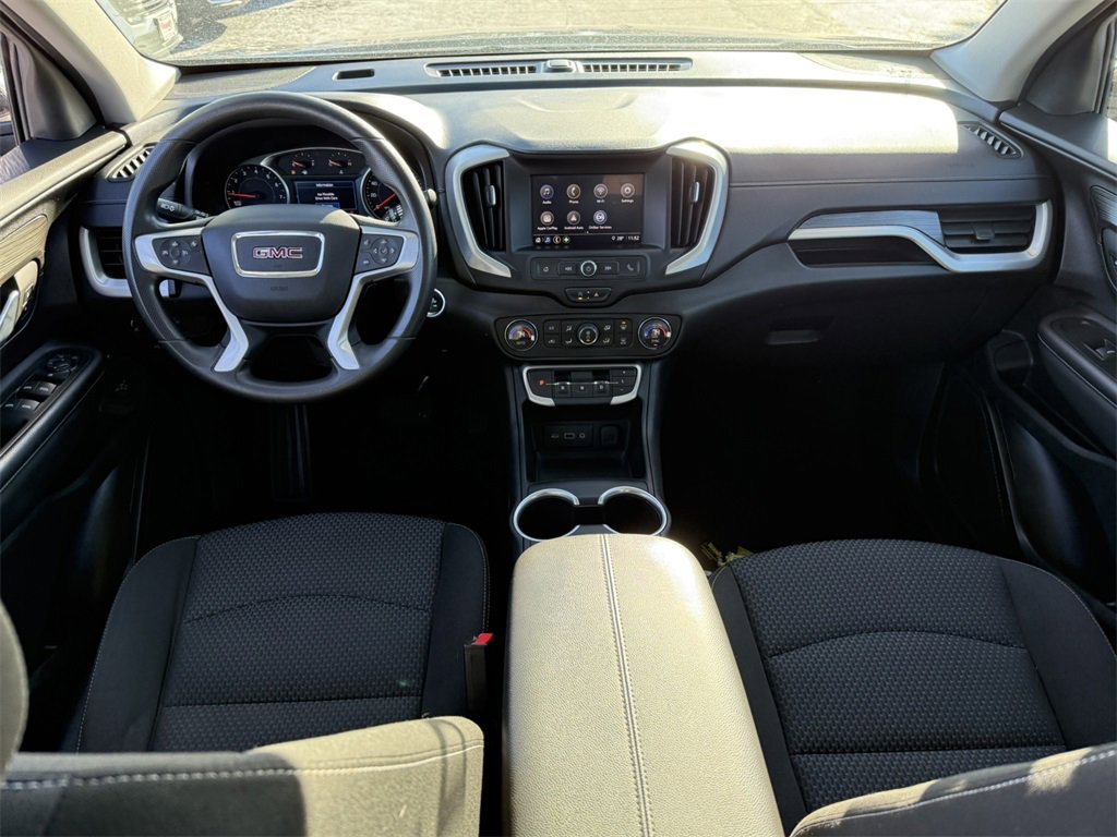 2022 GMC TERRAIN - Image 27