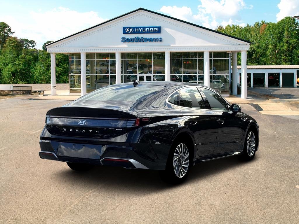 New 2026 Black Hyundai Limited image 7