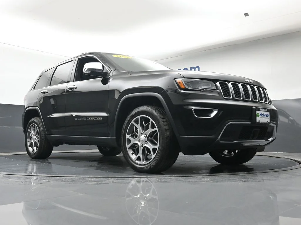 Used 2022 Black Jeep Limited image 25