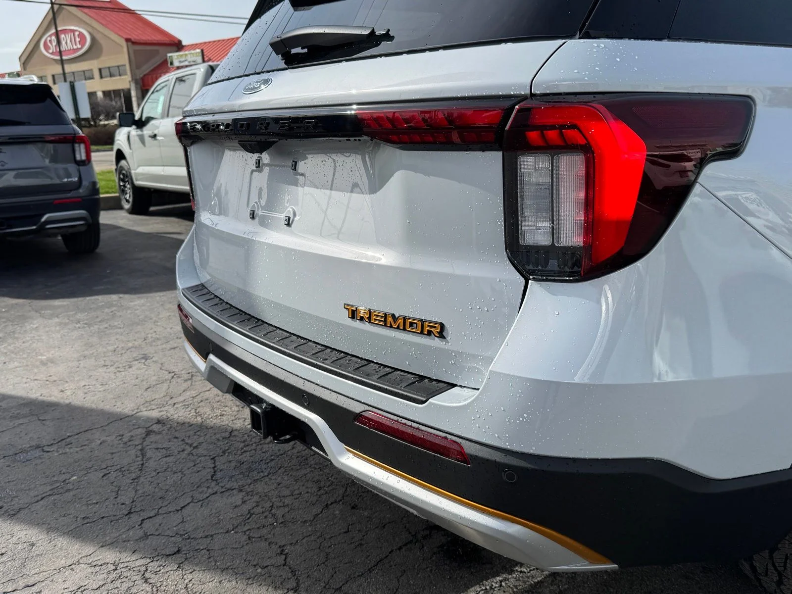 New 2026 Space White Metallic Ford Tremor® image 15