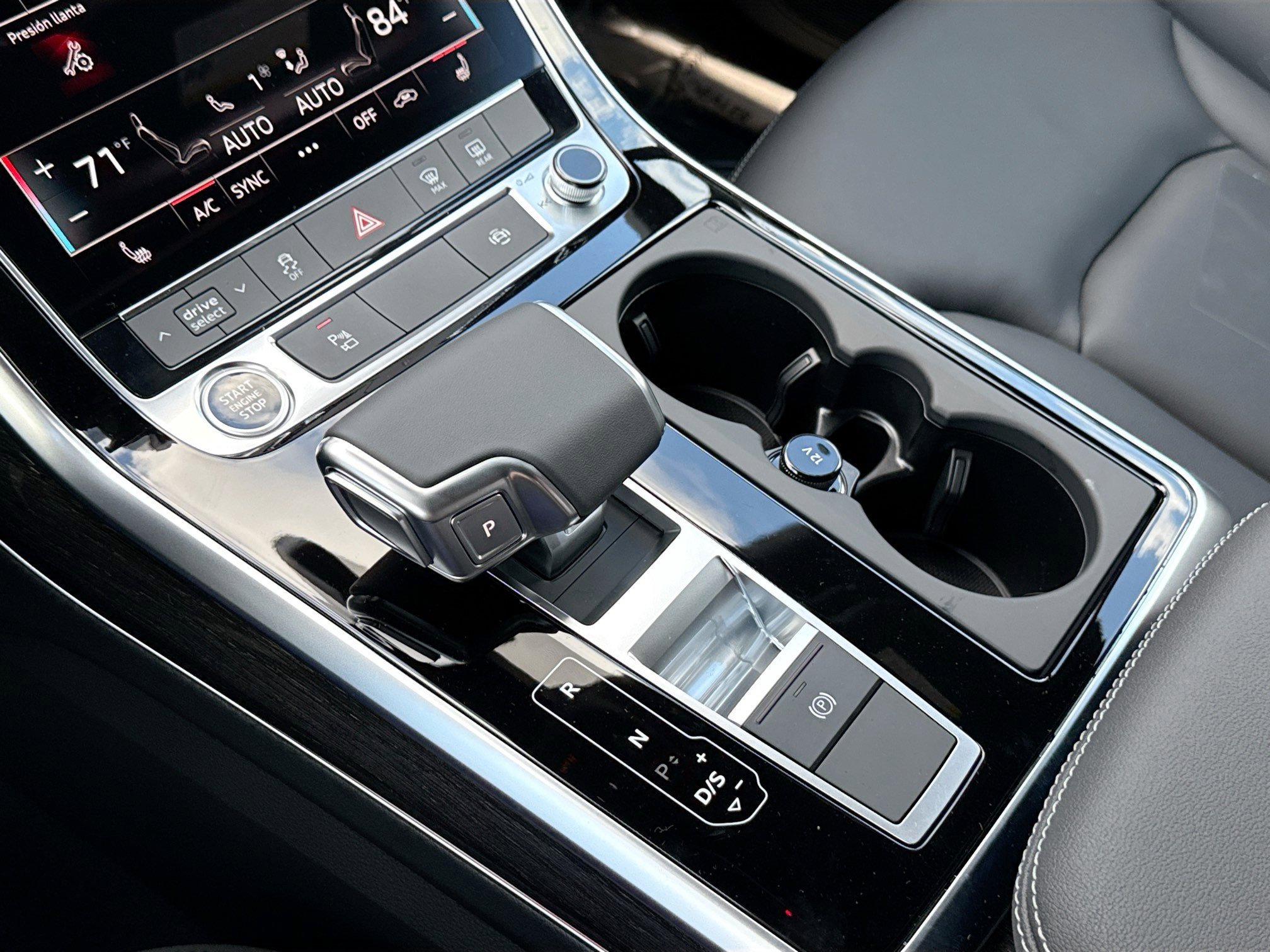 New 2026 Samurai Gray Metallic Audi Premium image 30