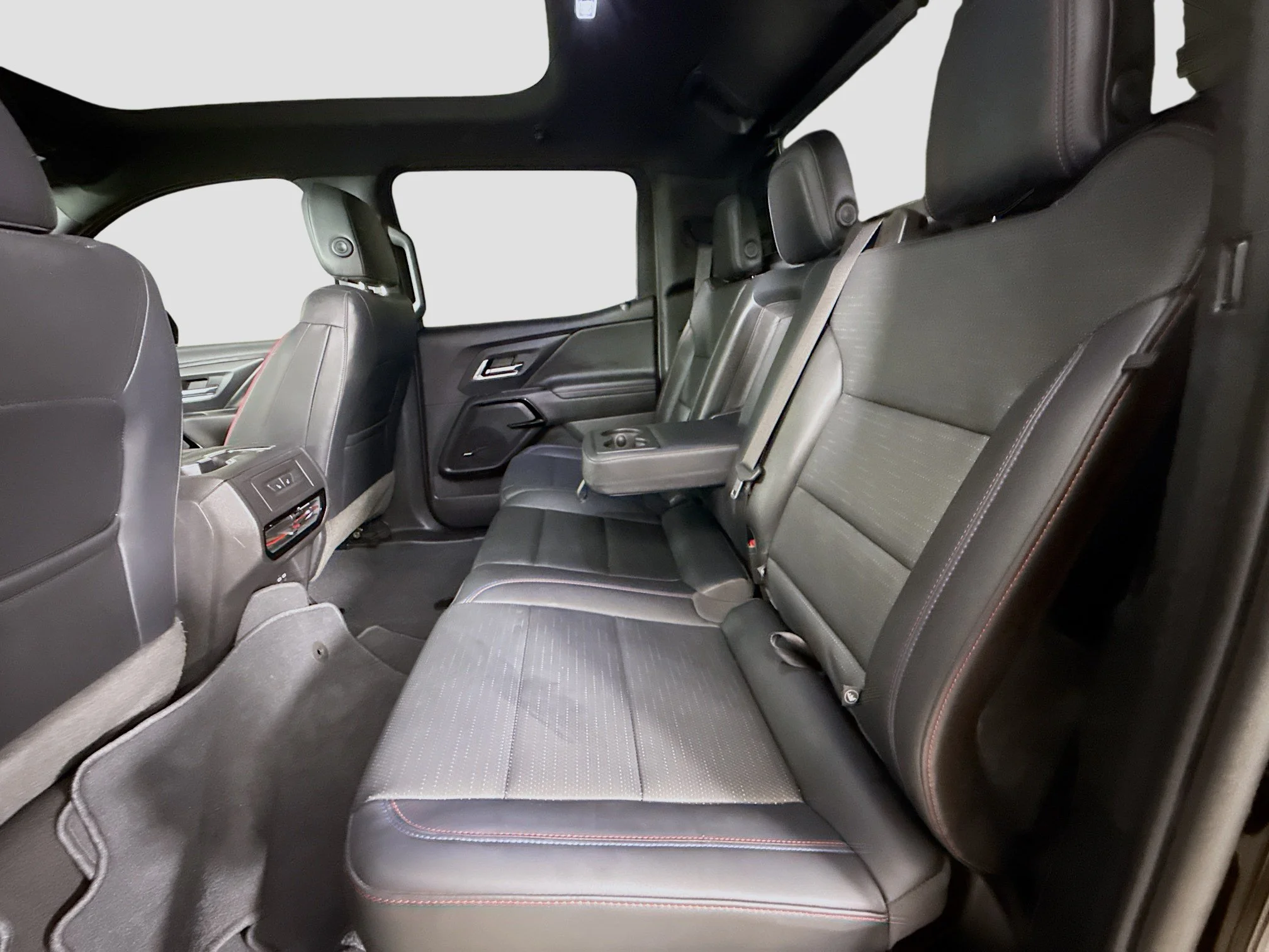 Used 2024 Black Chevrolet RST image 27