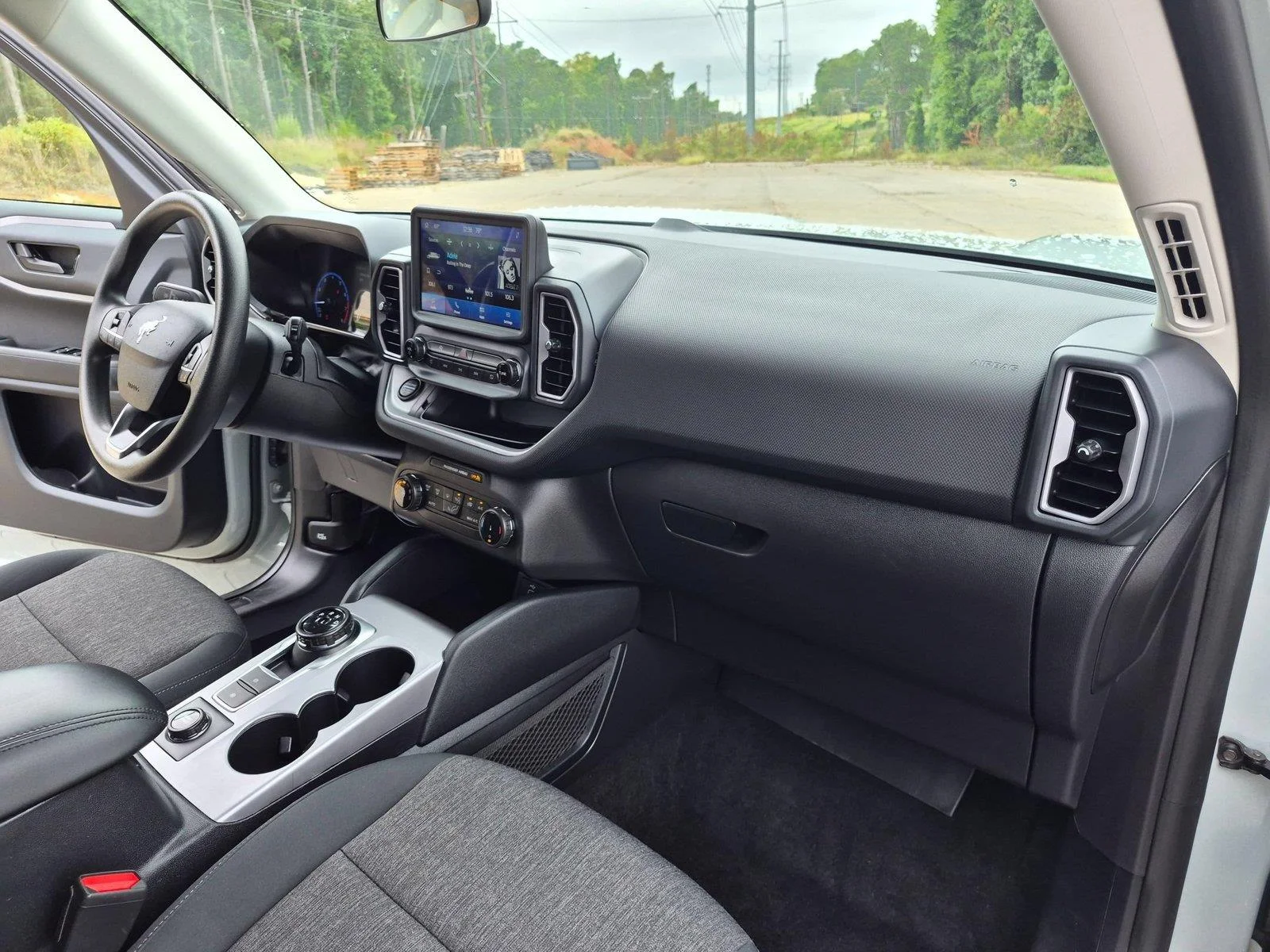 Used 2024 Cactus Gray FORD  image 32