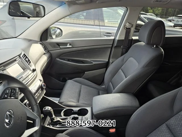 Used 2017 Gray HYUNDAI NIGHT image 2