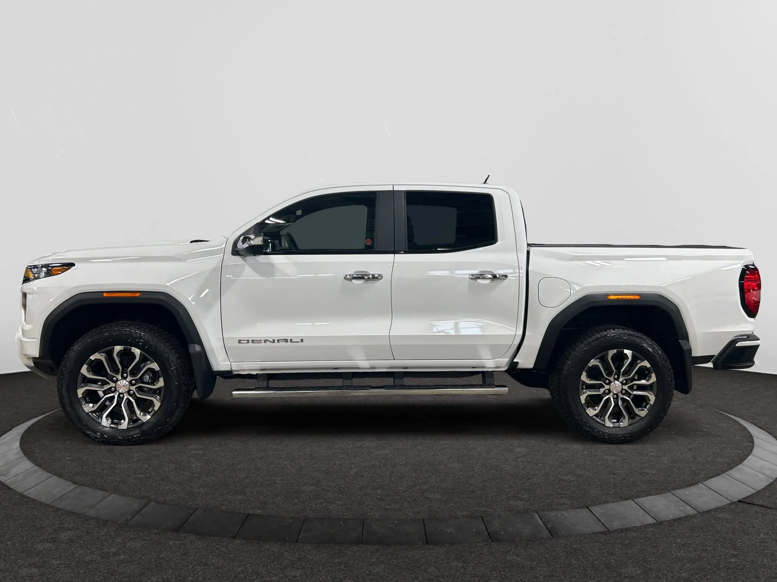 New 2026 Summit White GMC Denali image 2