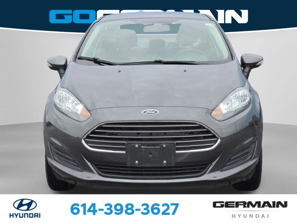 Used 2019 Gray Ford SE image 2