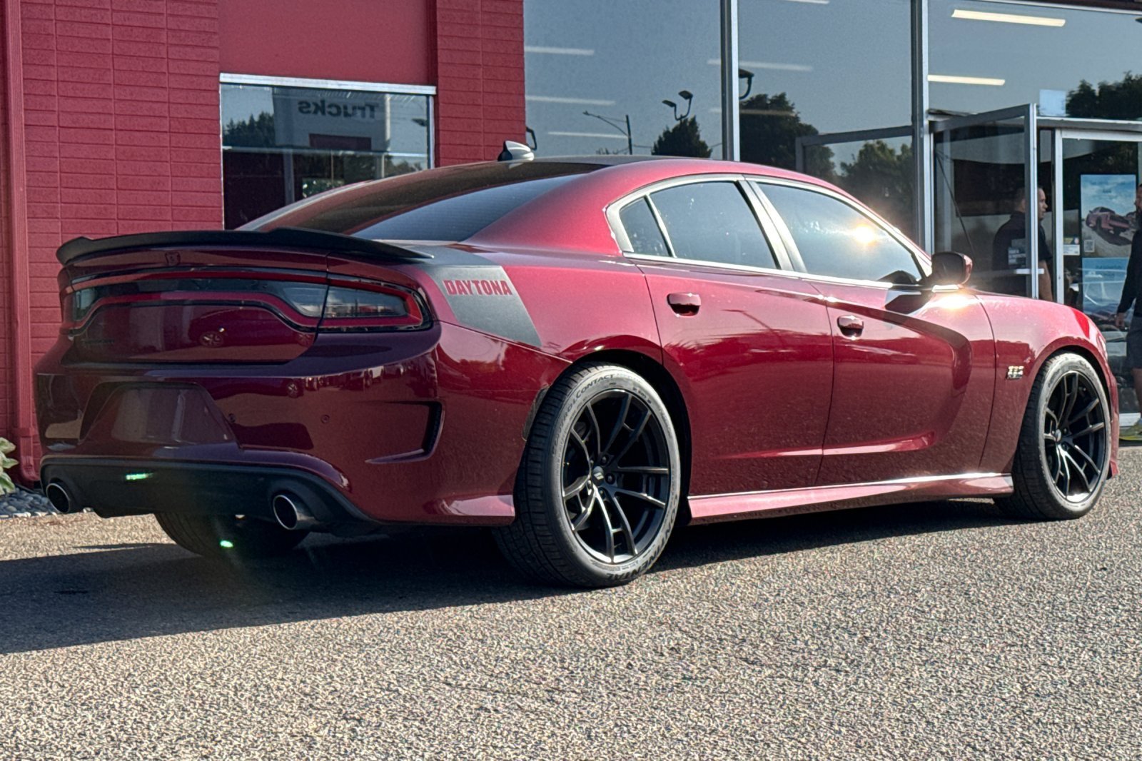 Used 2017 Octane Red Pearlcoat Dodge Daytona 392 image 4