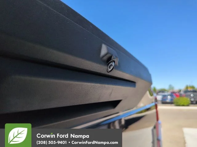 Used 2022 Black Metallic Ford  image 29