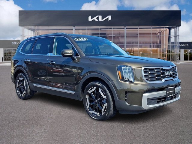 Certified Pre-Owned 2024 Kia Telluride S