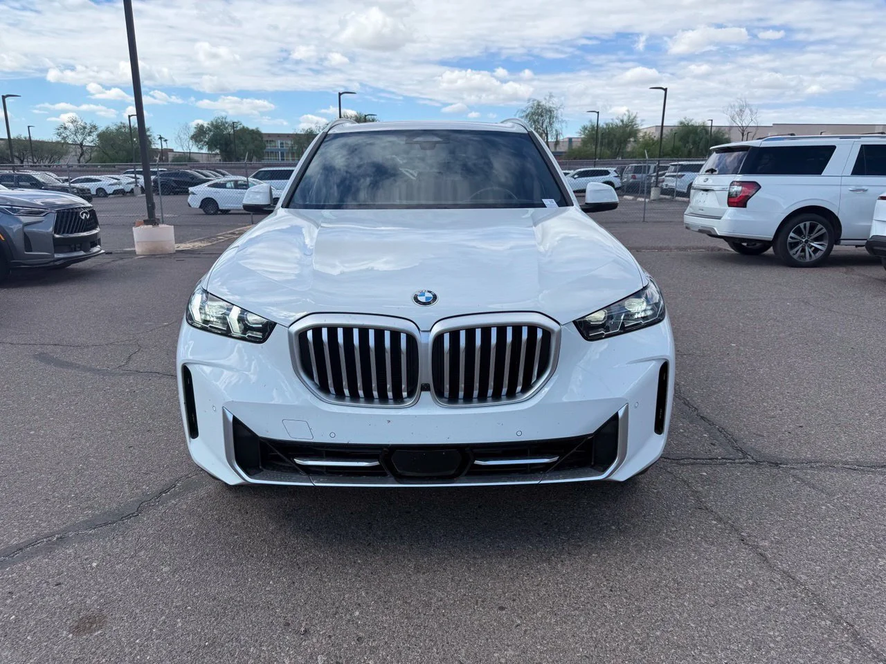 Used 2026 Alpine White BMW xDrive40i image 1