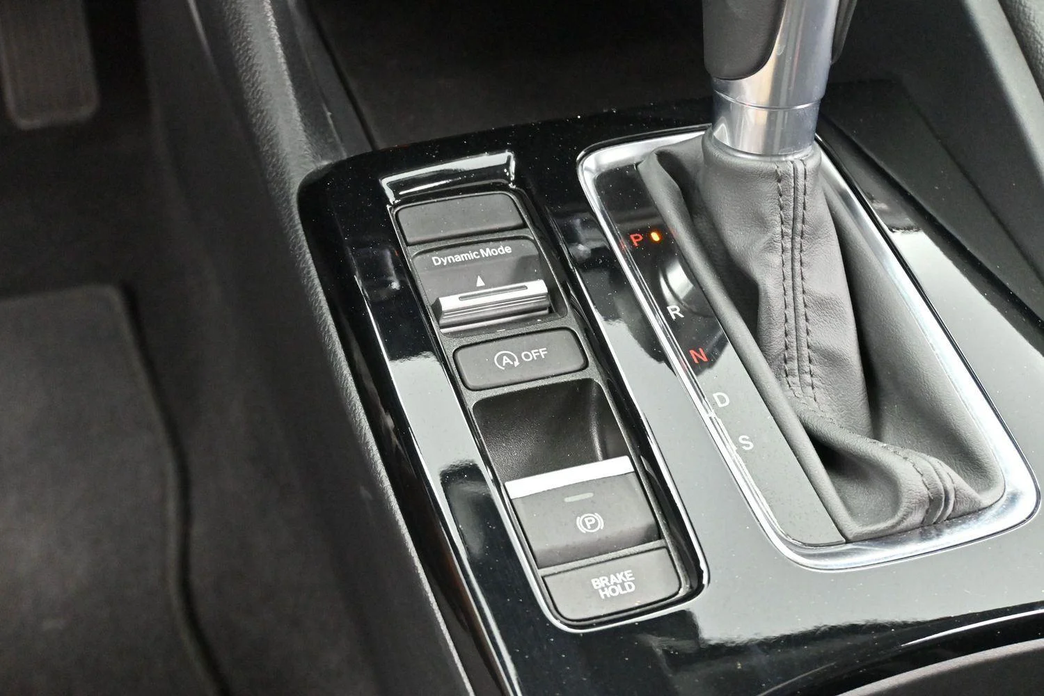 Used 2023 Liquid Carbon Metallic Acura Base image 24