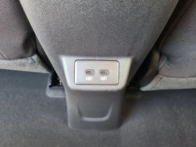 New 2027 Summit White Chevrolet LT image 15