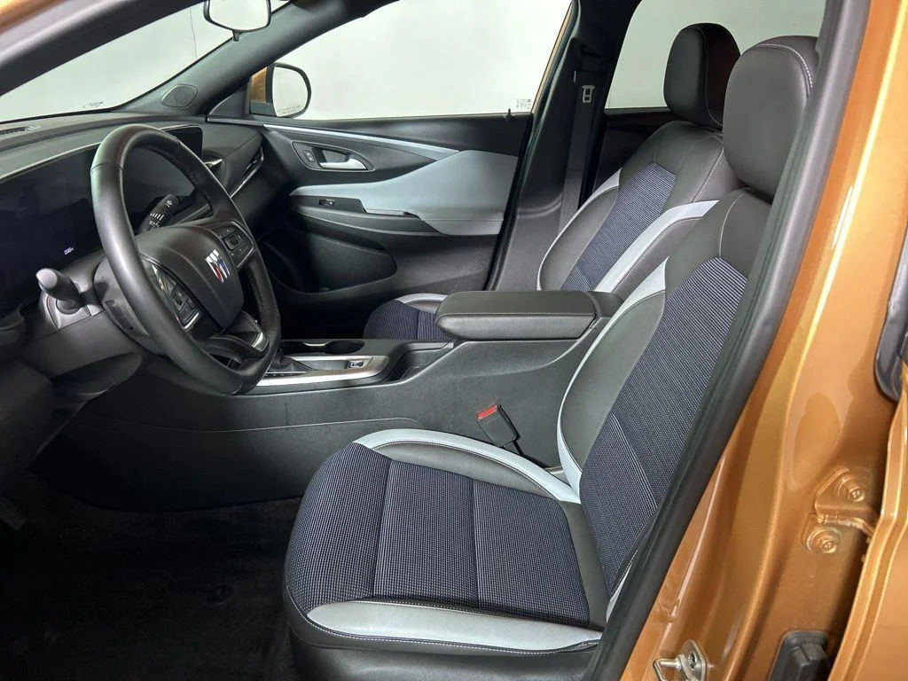 Used 2024 Copper Buick Preferred image 14
