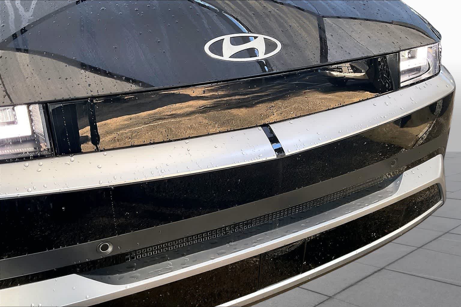 Certified Used 2026 Abyss Black Hyundai SEL image 29