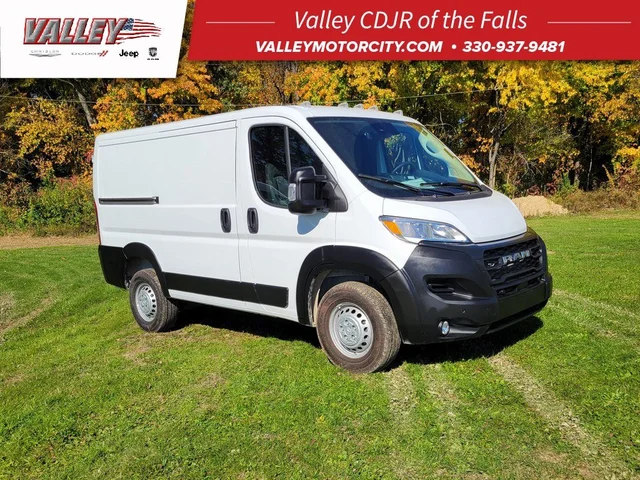 2025 RAM ProMaster Low Roof