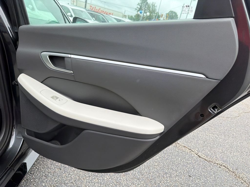 2026 Hyundai Sonata SEL - Photo 16