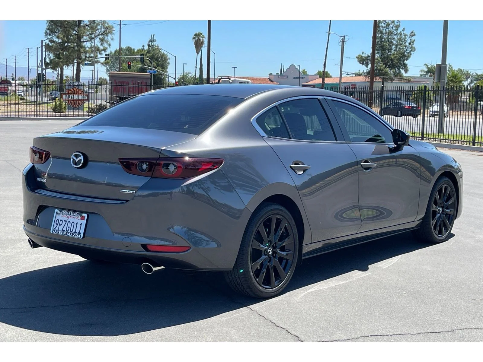Used 2025 Machine Gray Metallic Mazda Select image 7