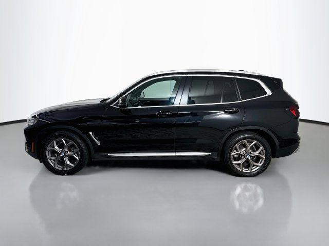 Used 2024 Black Sapphire Metallic BMW sDrive30i image 4