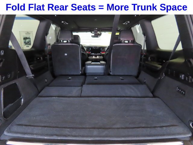 Used 2023 Bright White Clearcoat Jeep Base image 44