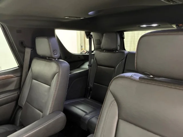 Certified Used 2023 BLACK Chevrolet High Country image 18