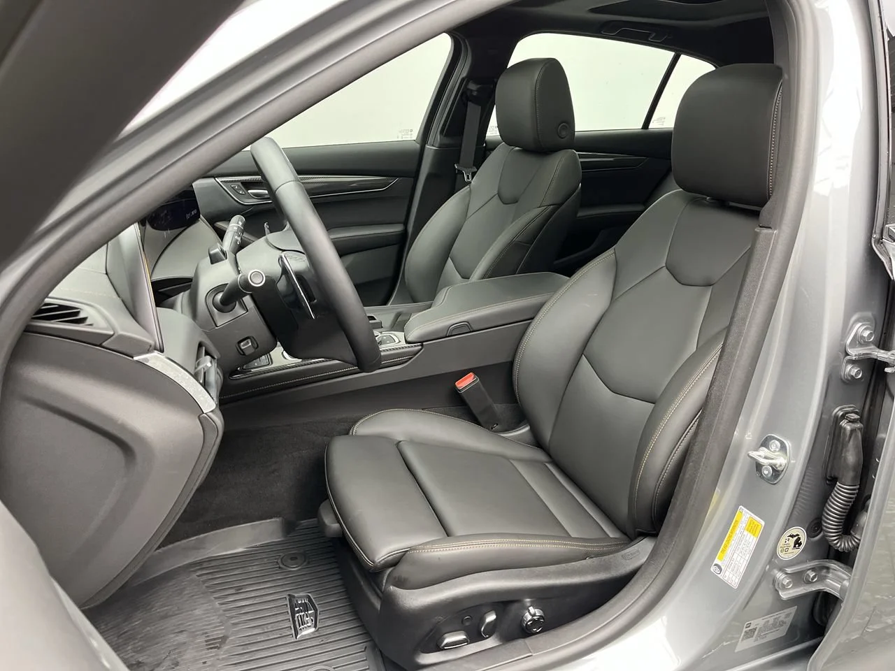2026 Cadillac CT5 Sport - Photo 10
