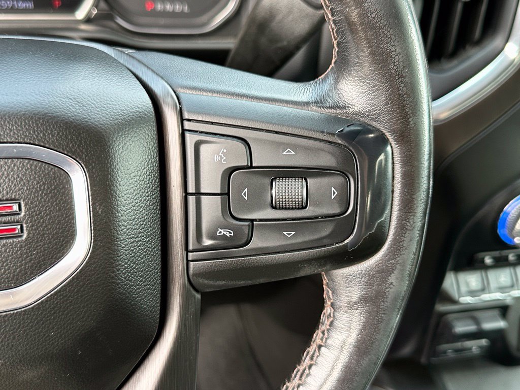 Used 2022 Black GMC AT4 image 40
