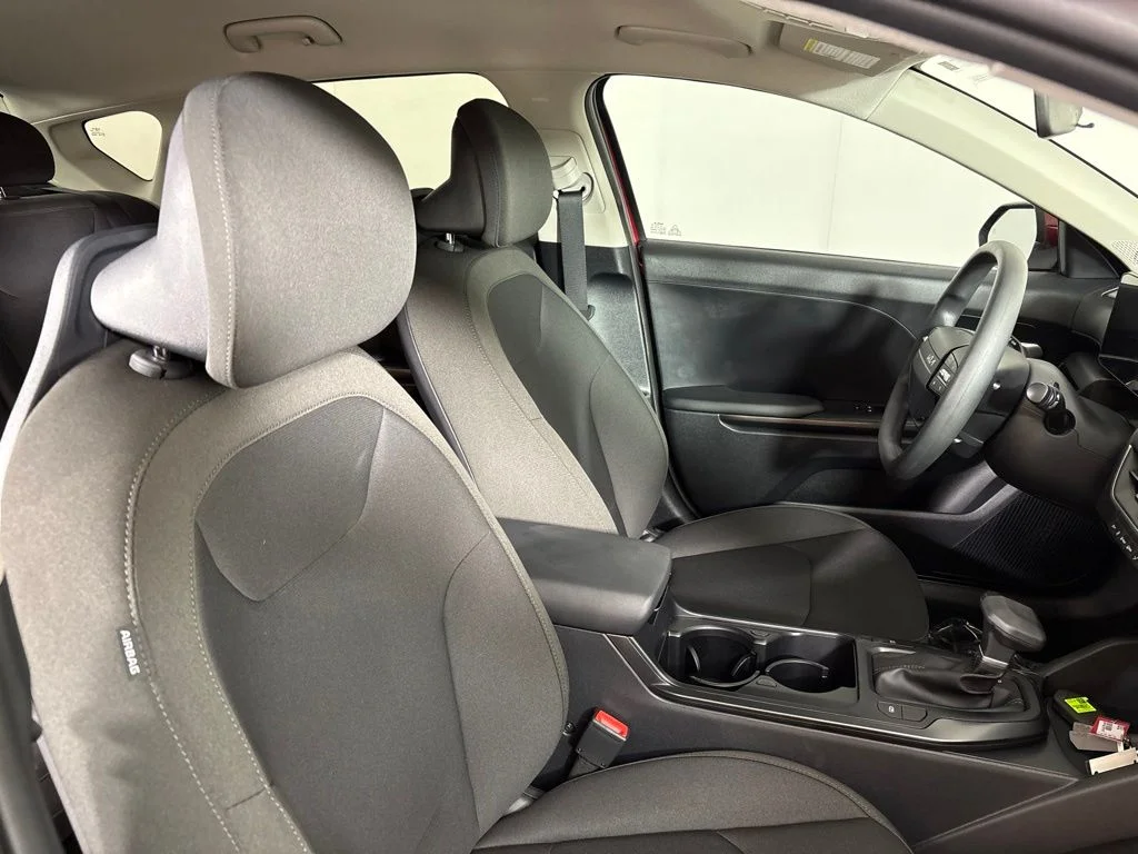 New 2026 Currant Red Kia LXS image 17