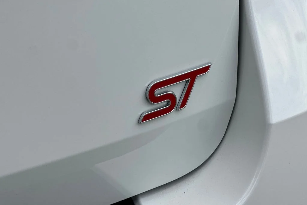 New 2026 White Metallic Ford ST image 28